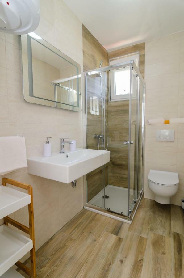 Privat Room Luka Zadar Eksteriør billede